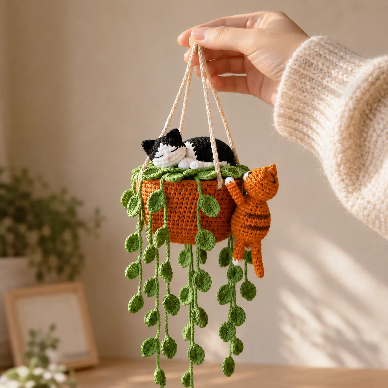 Curious Duo Hideout - Handmade Cat Duo Hanging Basket